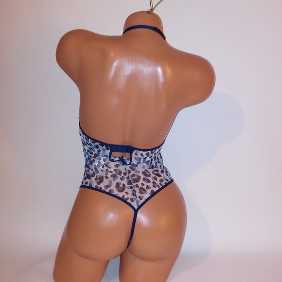 Victoria Secret Lingerie - Picture 6 of 8